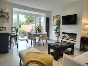 Cozy Cottage - Close to London